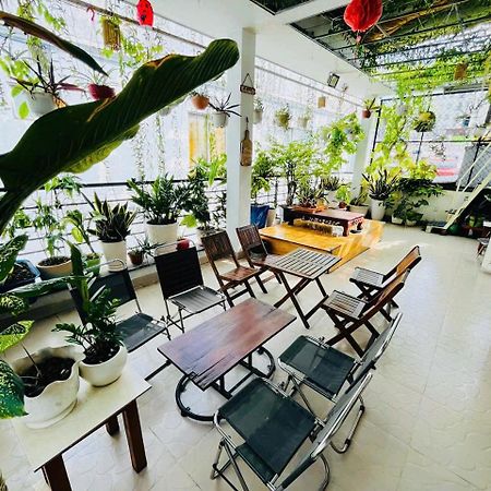 Hello Saigon Homestay Хошимин Экстерьер фото