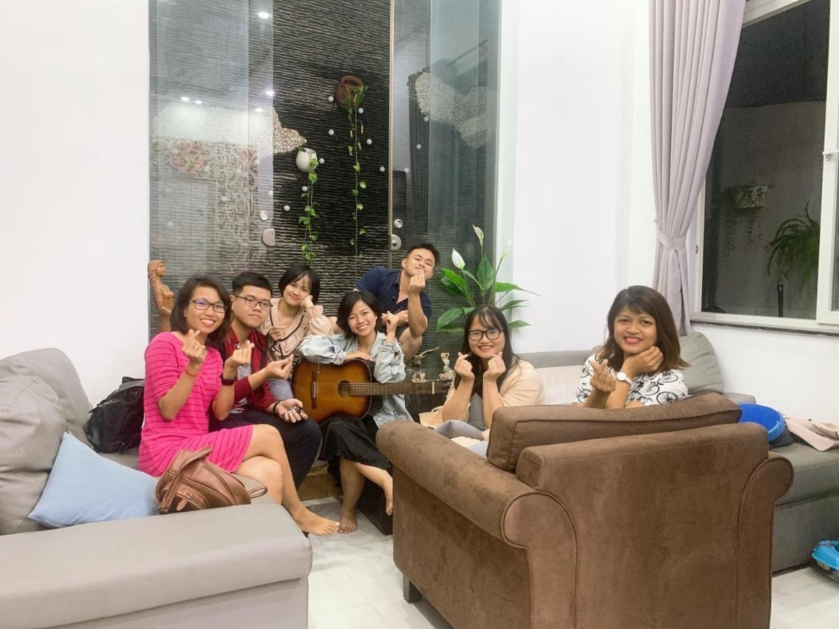 Hello Saigon Homestay Хошимин Экстерьер фото