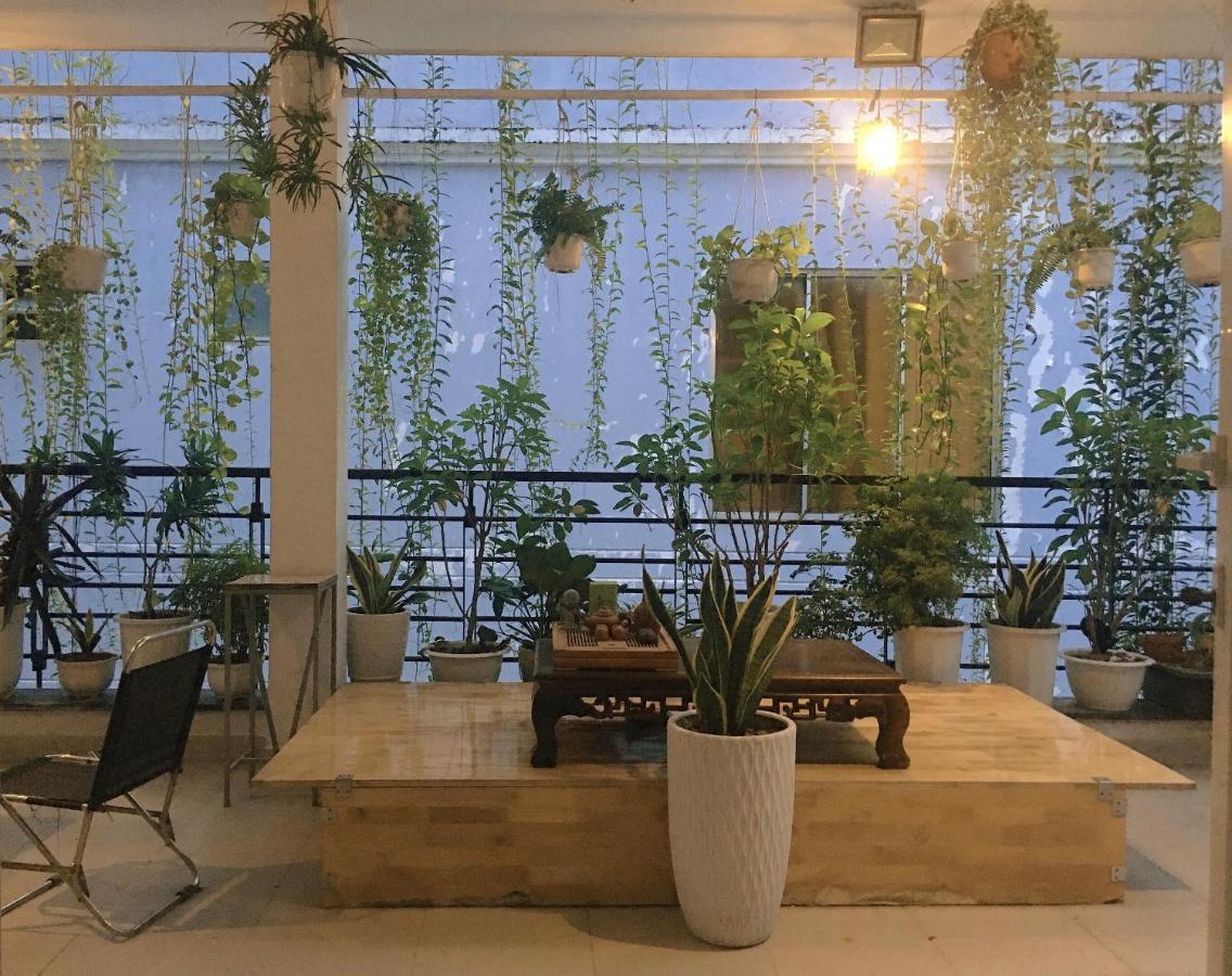 Hello Saigon Homestay Хошимин Экстерьер фото