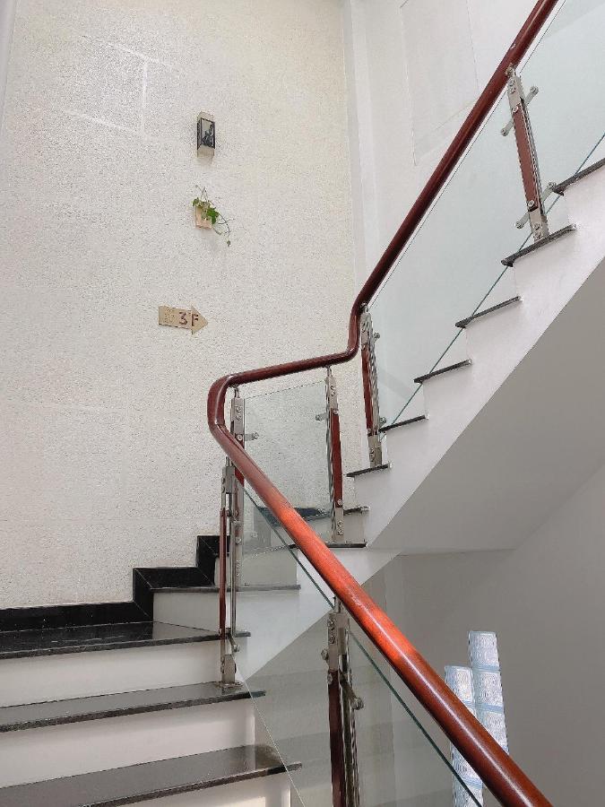 Hello Saigon Homestay Хошимин Экстерьер фото