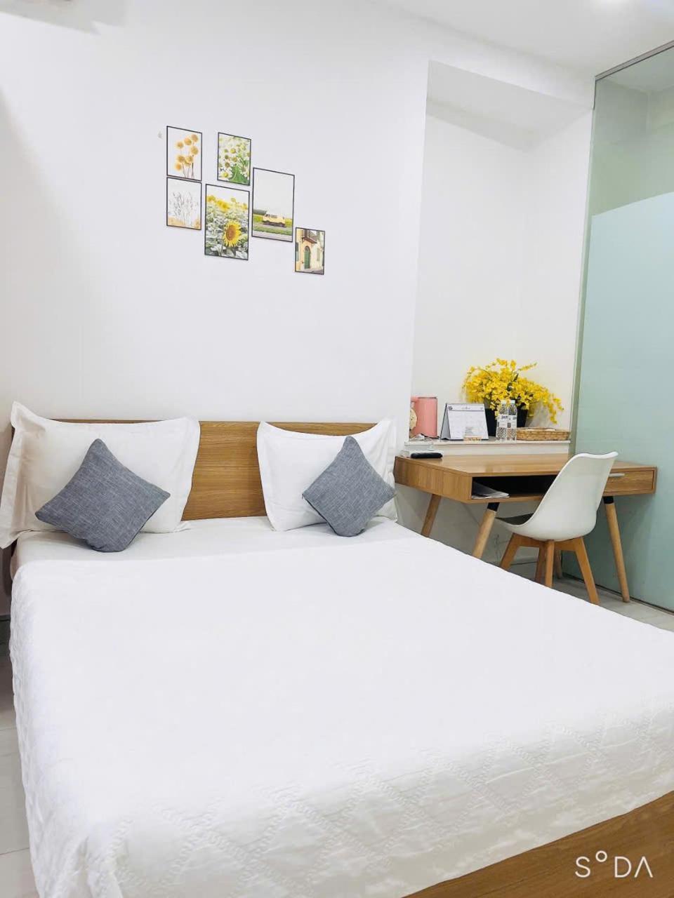 Hello Saigon Homestay Хошимин Экстерьер фото