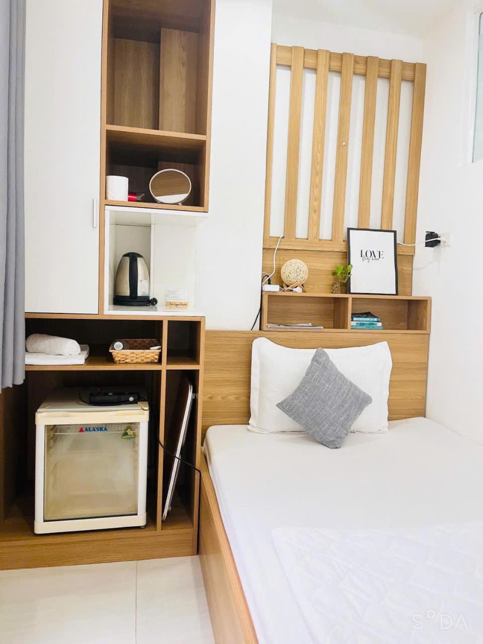 Hello Saigon Homestay Хошимин Экстерьер фото